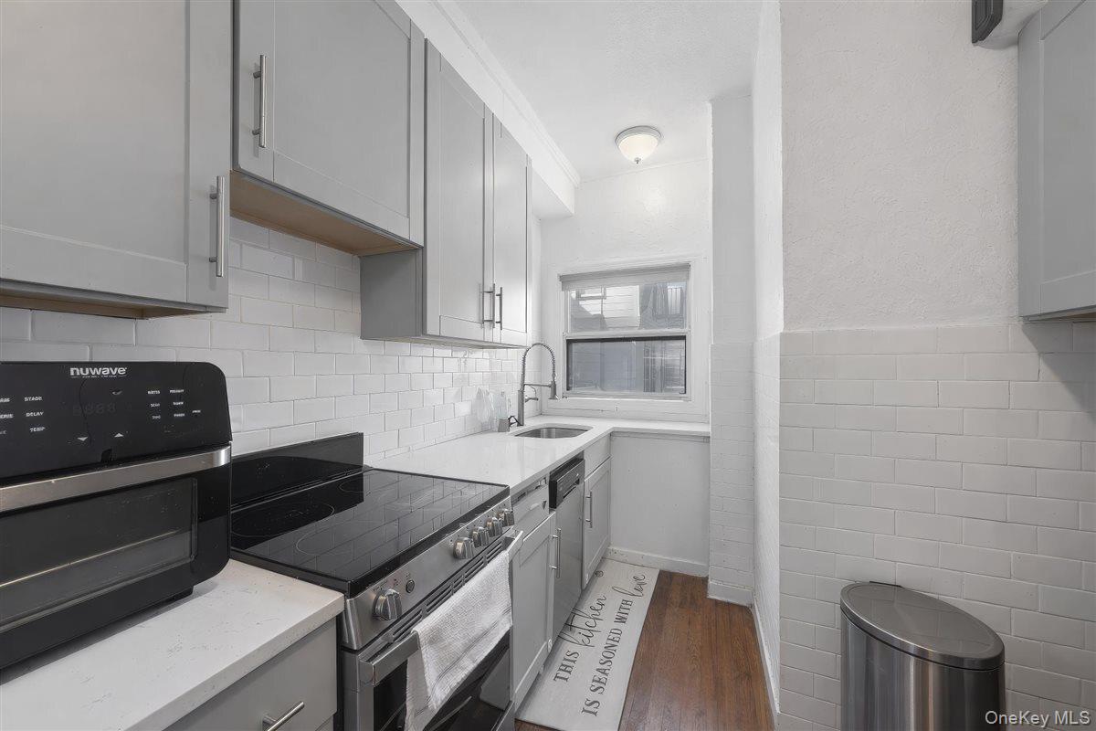 #2 photo, 243 Summit Avenue, Mount Vernon , NY 10552