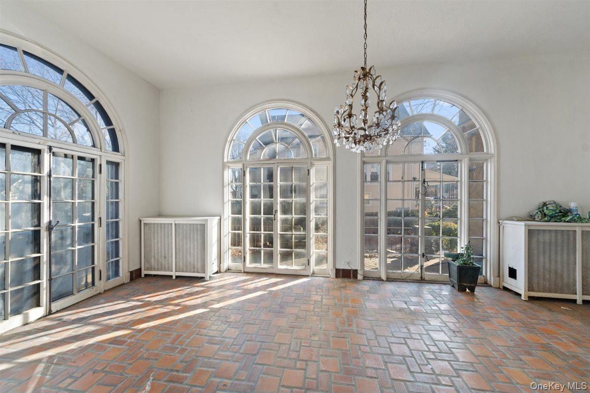 #6 photo, 243 Summit Avenue, Mount Vernon , NY 10552