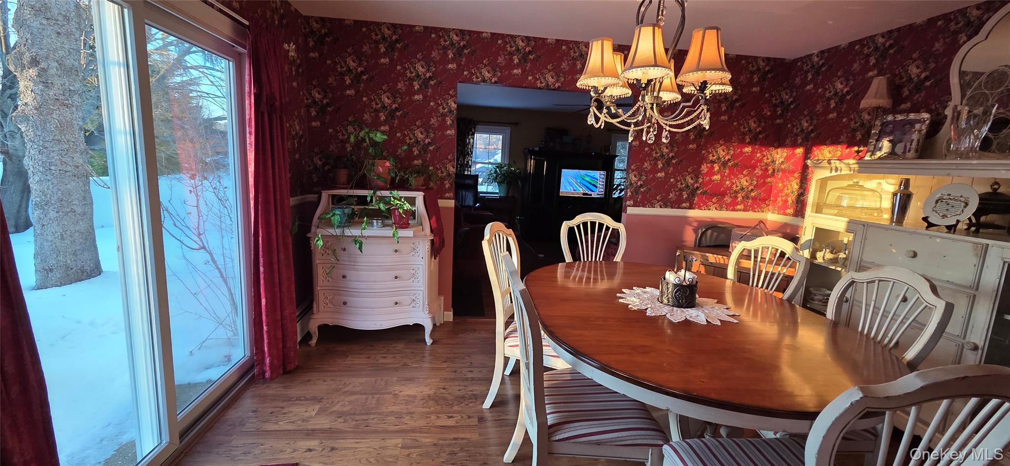 #11 photo, 8 Royalston Lane, South Setauket , NY 11720