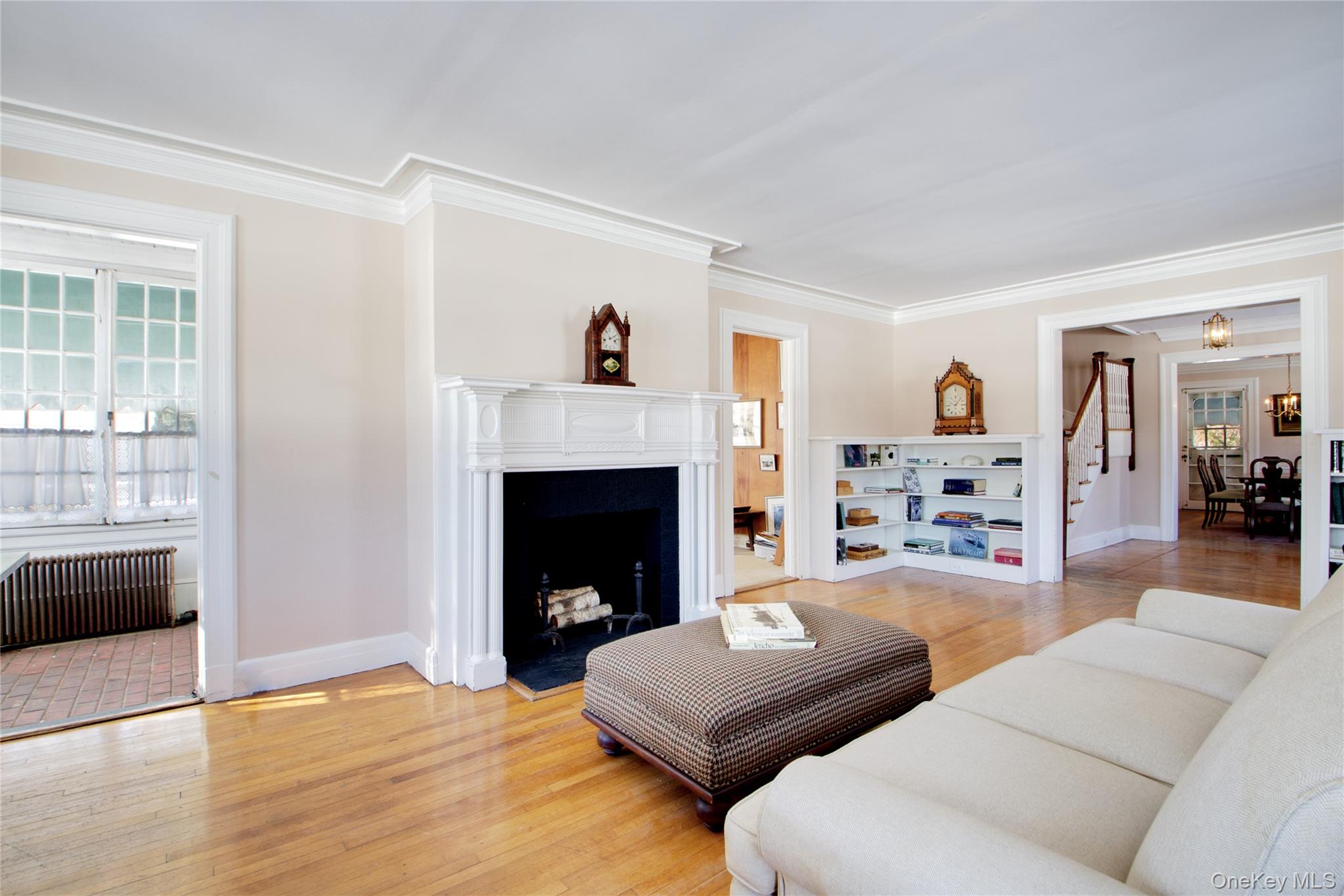 #6 photo, 6 Emmet Place, Garden City , NY 11530