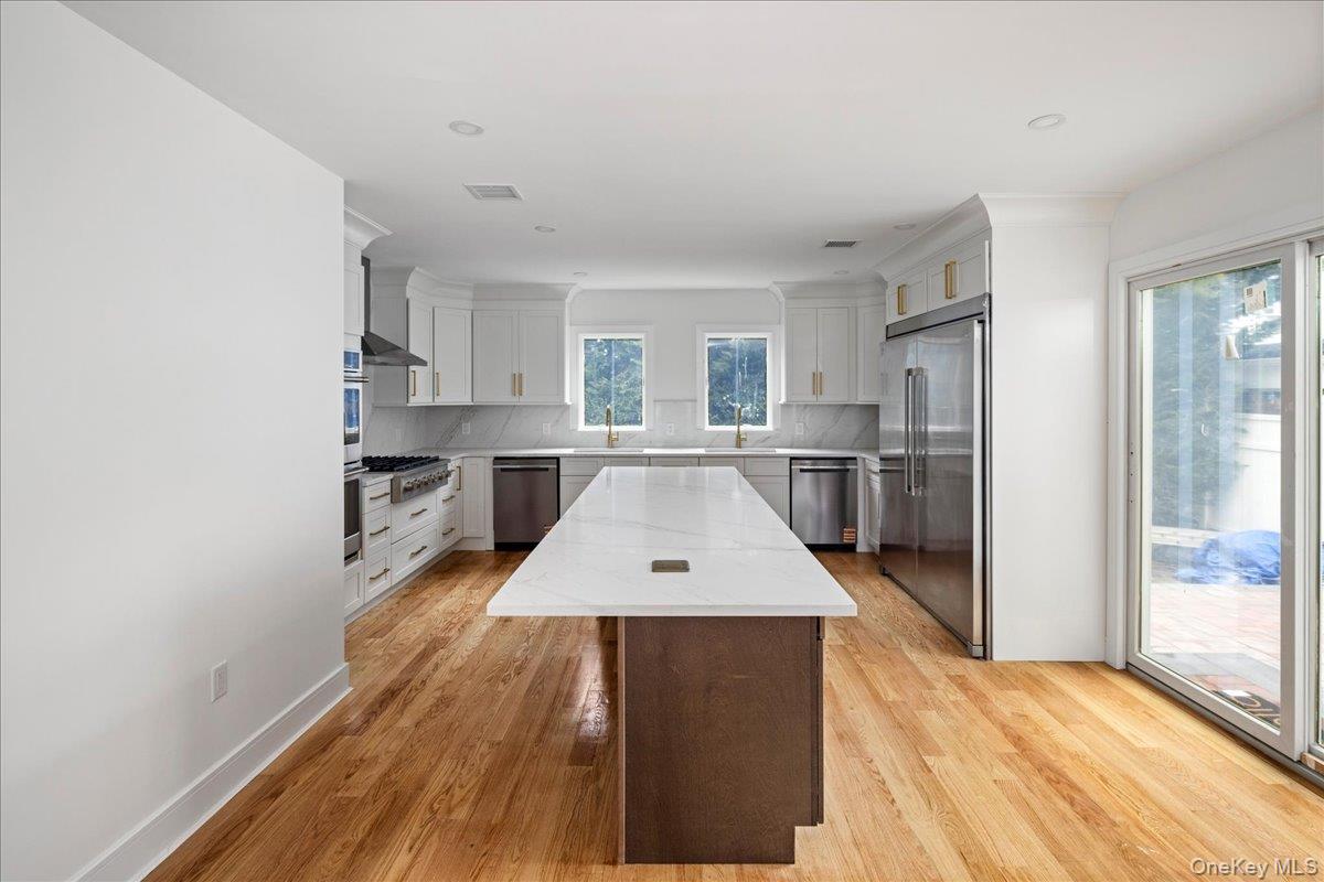 #10 photo, 949 Midway, Woodmere , NY 11598