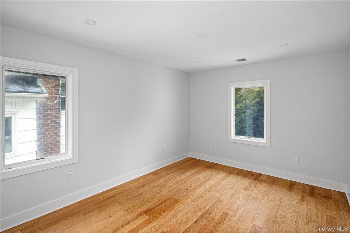 #7 photo, 949 Midway, Woodmere , NY 11598