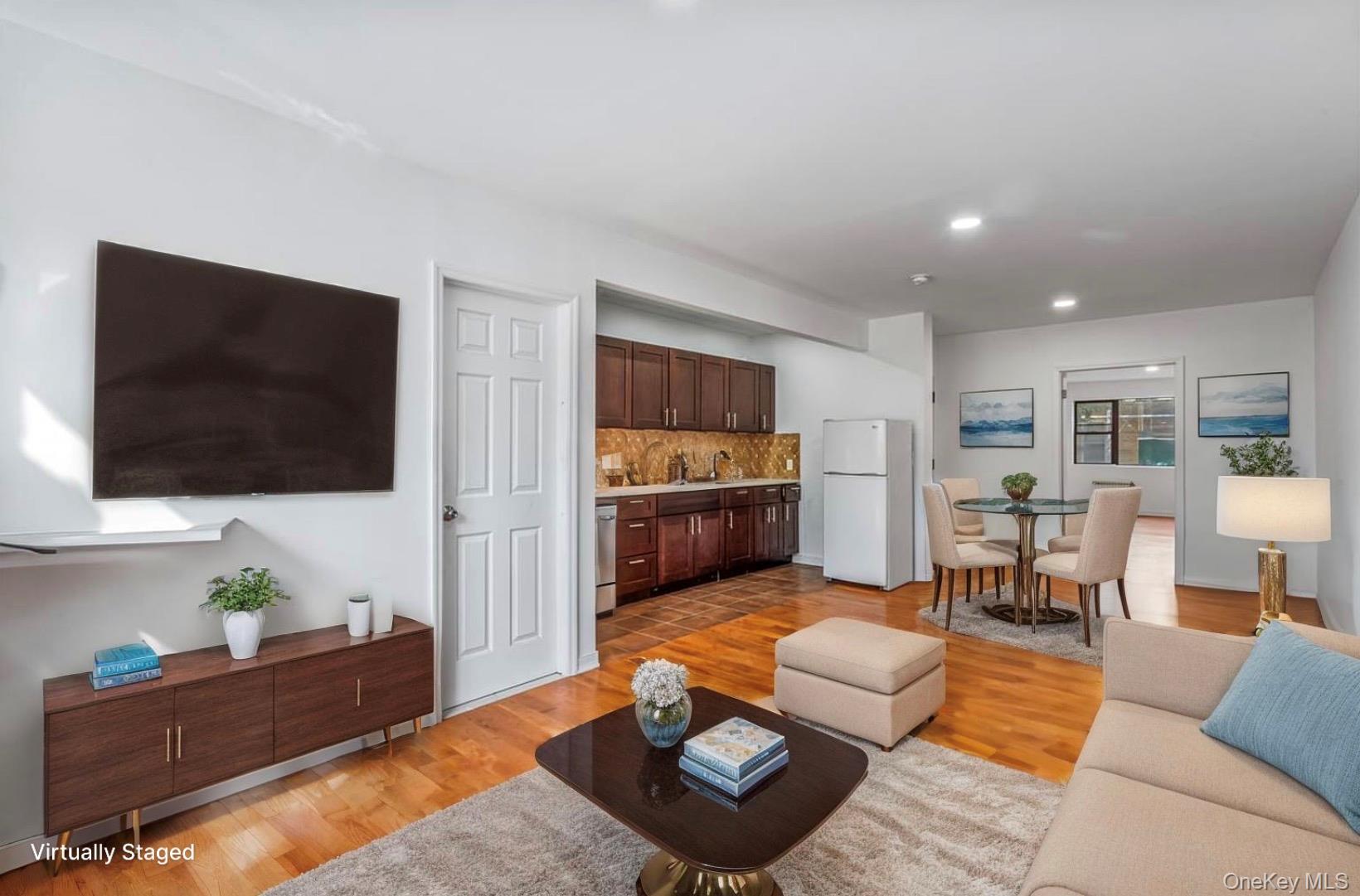 #8 photo, 37 Jewel Street, הברונקס Brooklyn , NY 11222