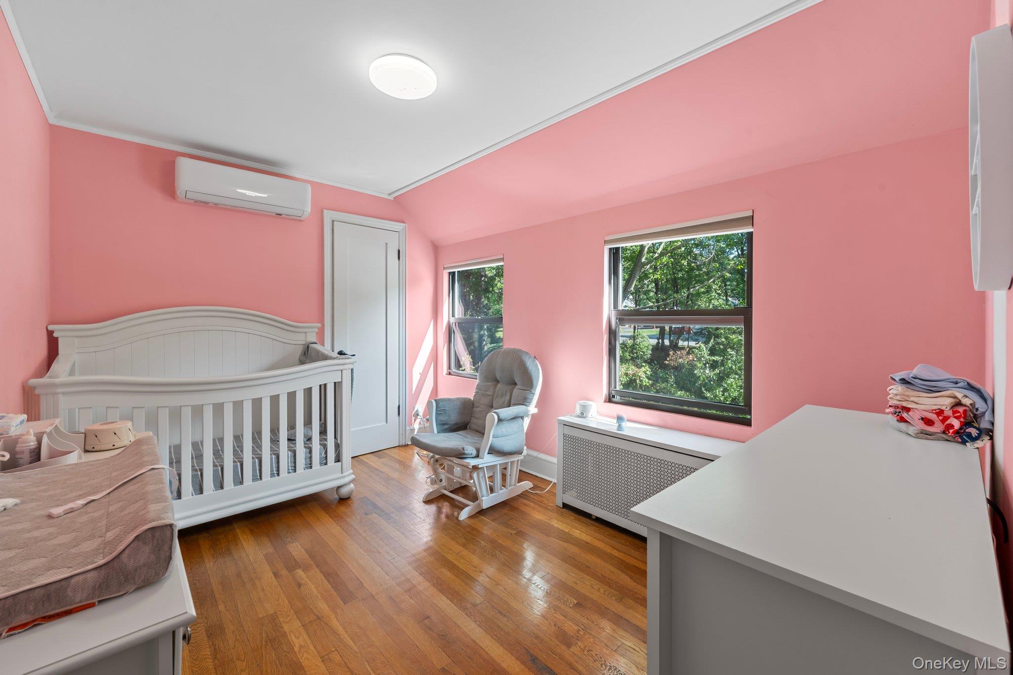 #7 photo, 11 Brook Lane, Great Neck , NY 11023