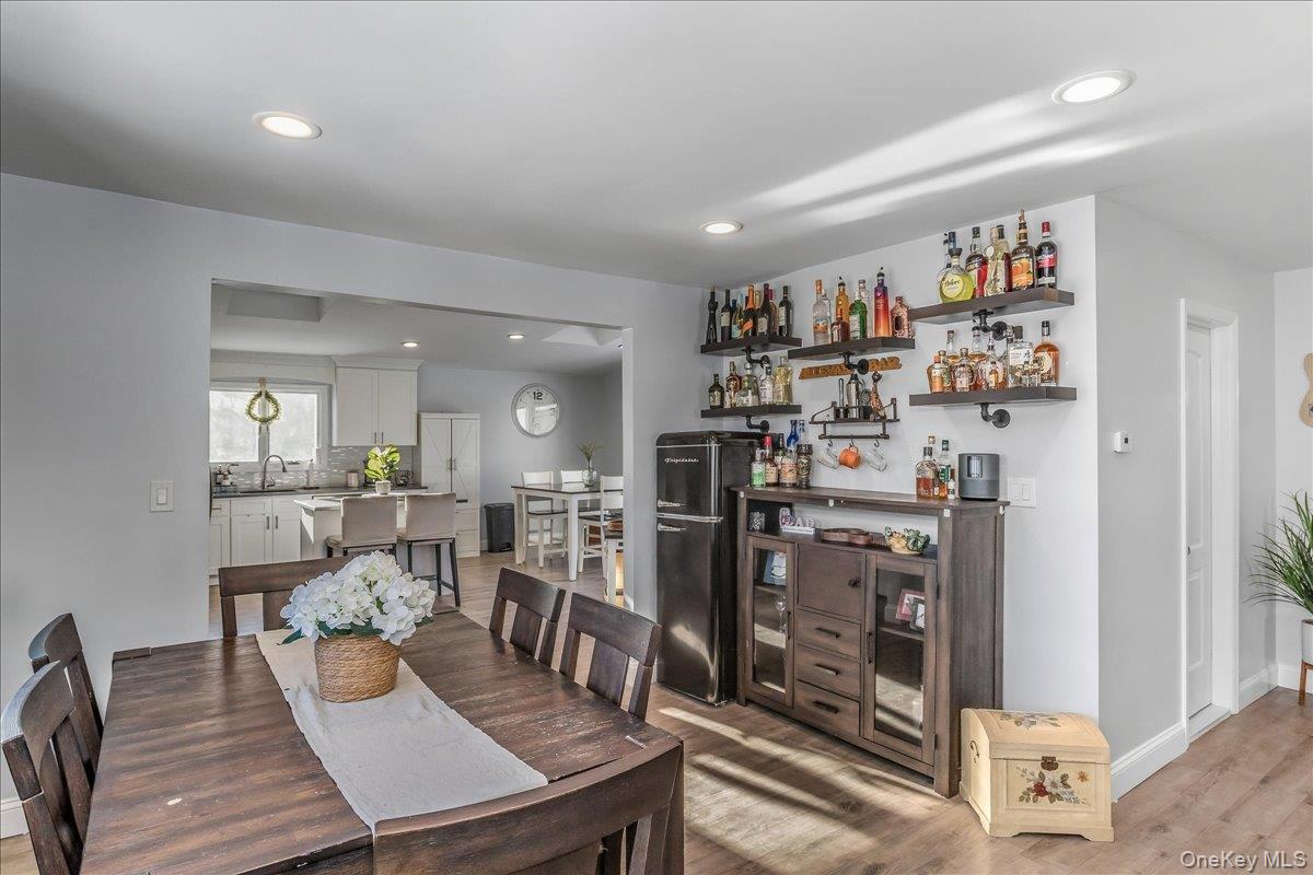 #9 photo, 815 S 4th Street, Lindenhurst , NY 11757