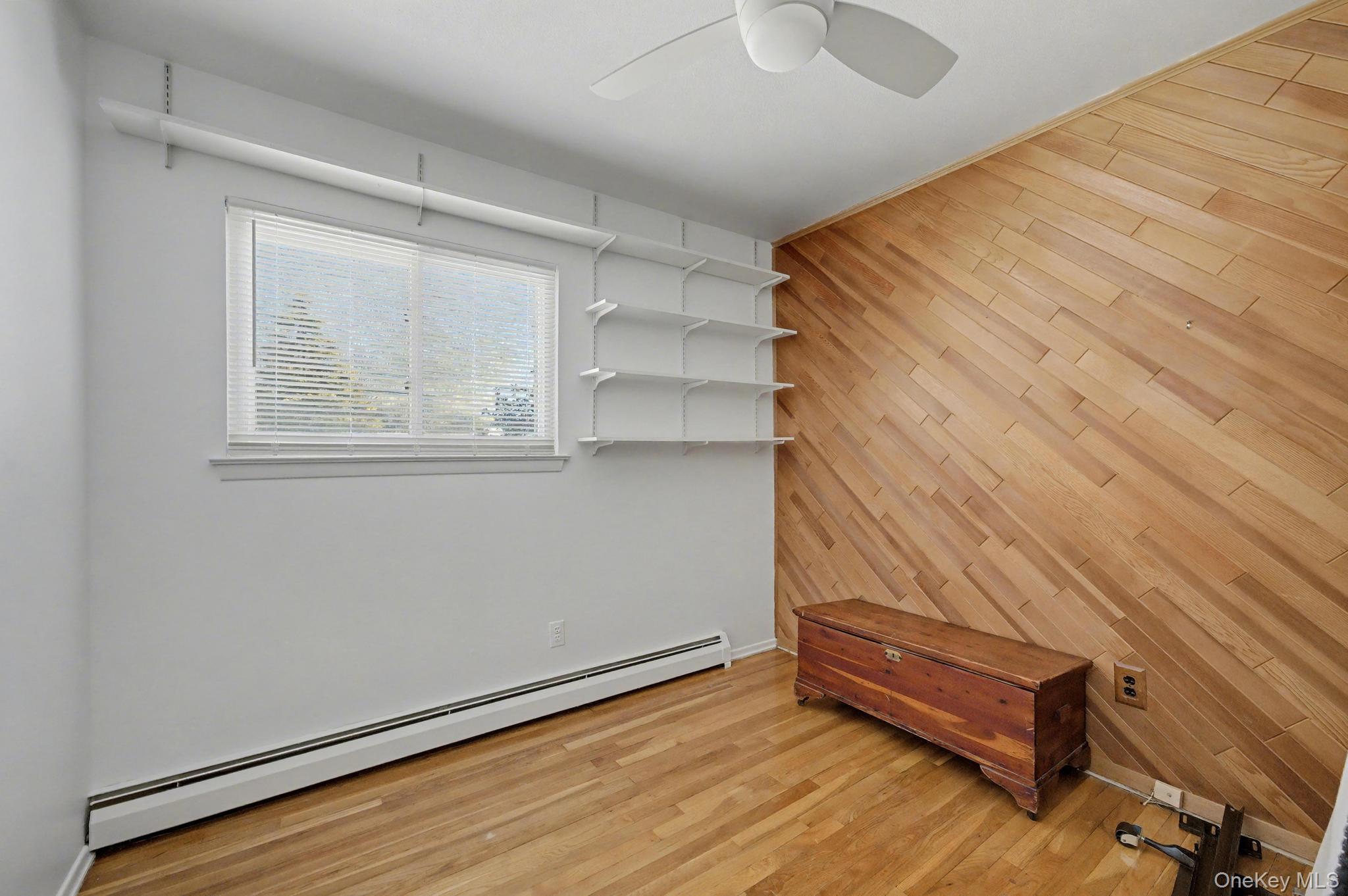 #20 photo, 22 7th Avenue, Kings Park , NY 11754