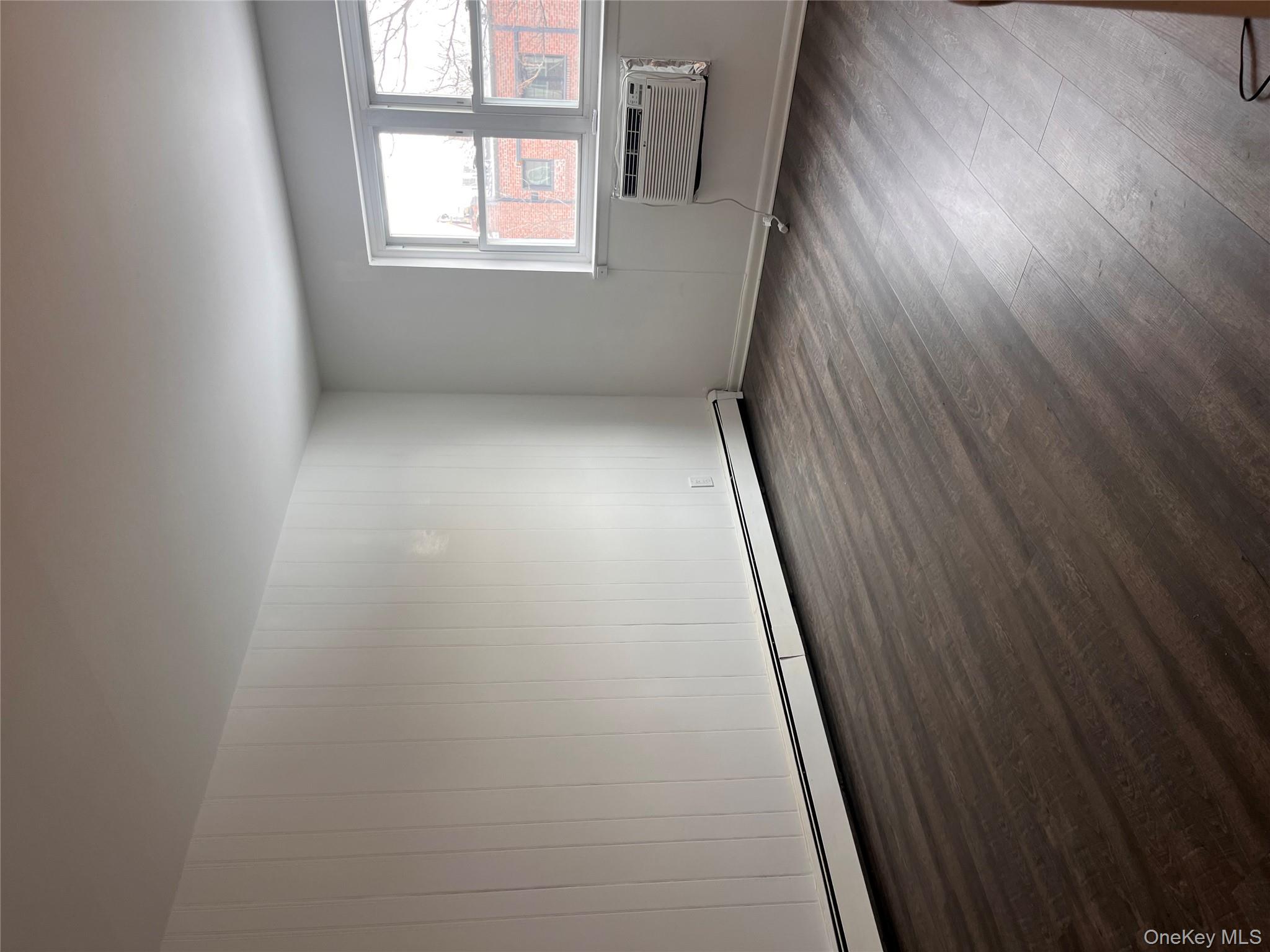 #7 photo, 25-59 46th Street, Куинс ‖ Astoria , NY 11103