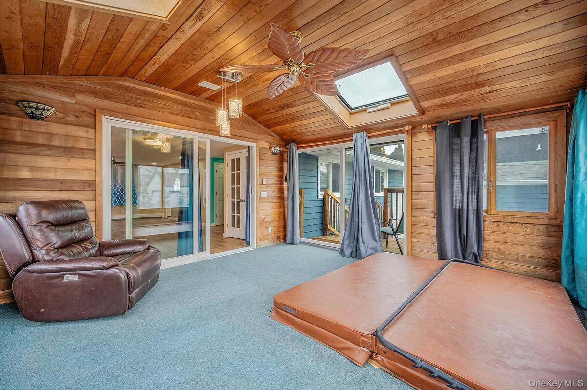 #19 photo, 6 Rugby Drive, सफ़ोक काउंटी Shirley , NY 11967