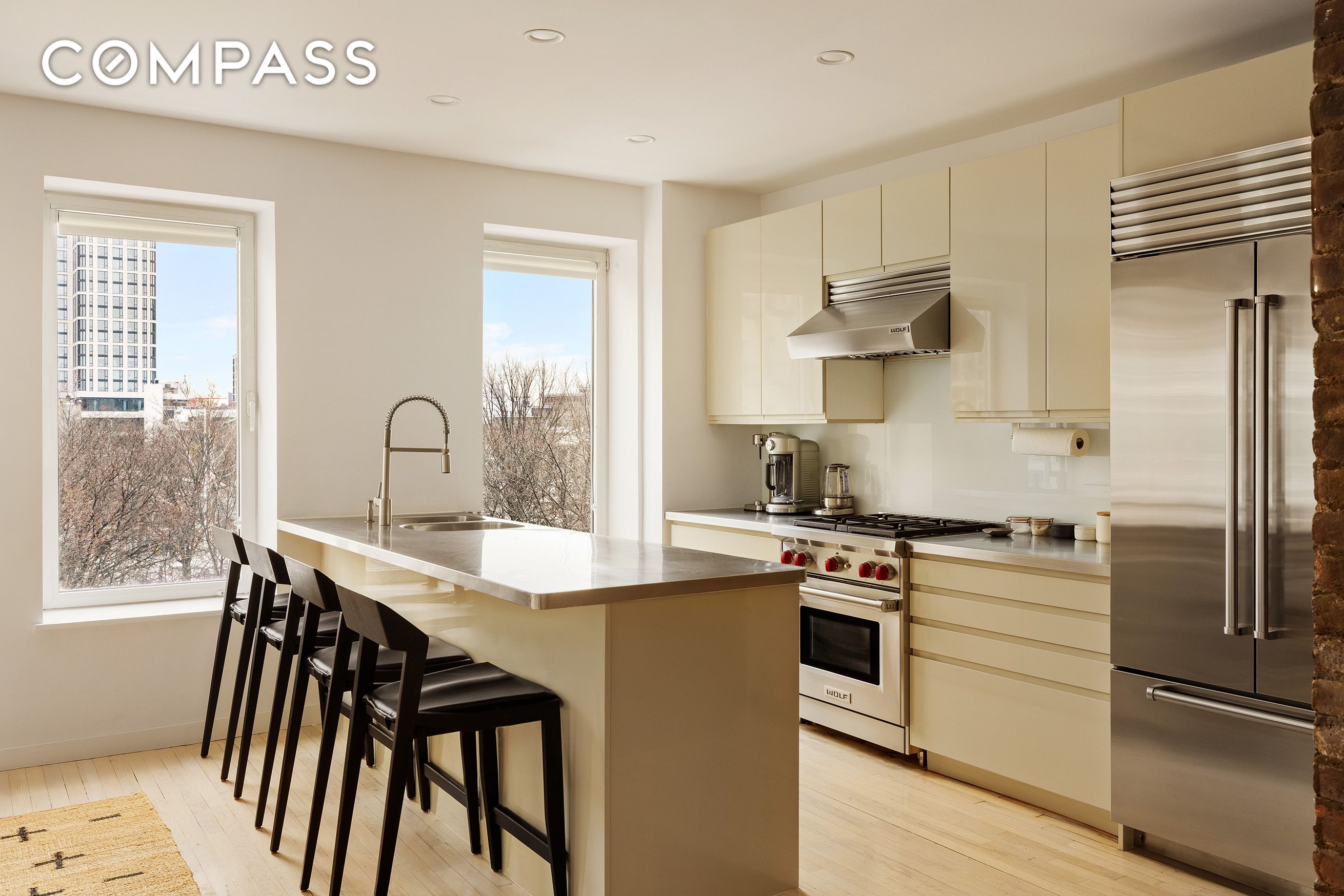 #8 photo, 180 S 4th Street, הברונקס Williamsburg , NY 11211