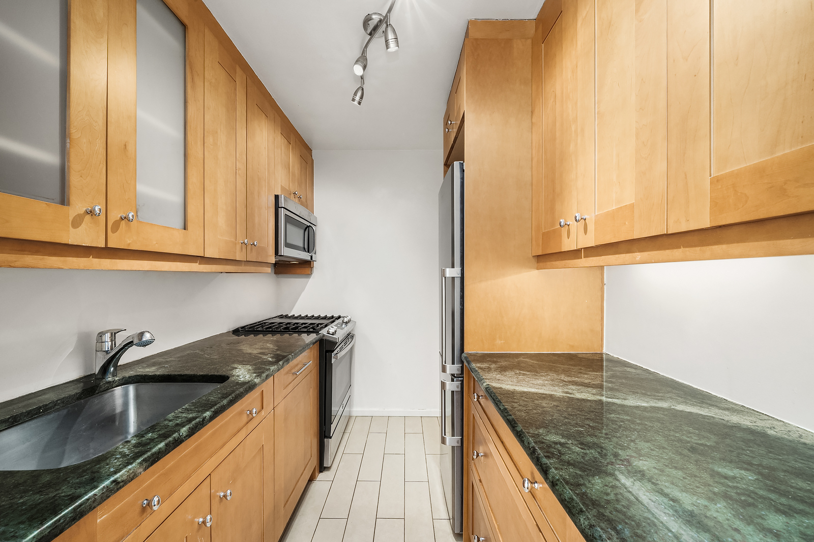 #8 photo, 392 Central Park W, מנהטן Manhattan Valley , NY 10025