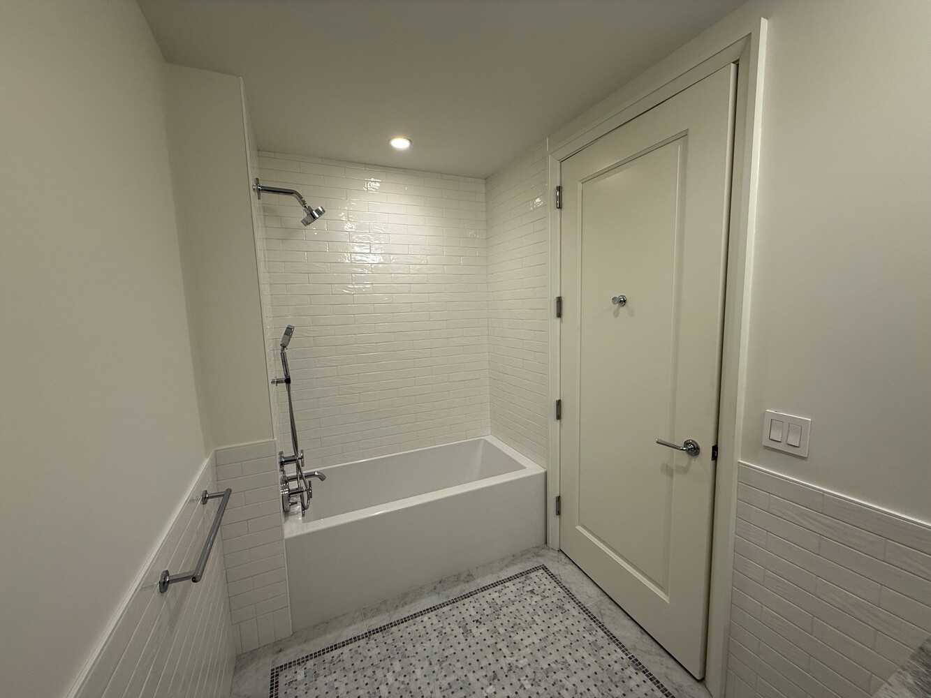 #11 photo, 100 CLAREMONT Avenue, मैनहटन Morningside Heights , NY 10027