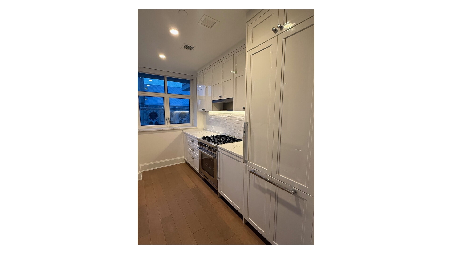 #20 photo, 100 CLAREMONT Avenue, Morningside Heights , NY 10027