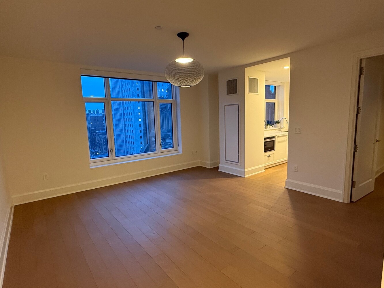 #5 photo, 100 CLAREMONT Avenue, मैनहटन Morningside Heights , NY 10027