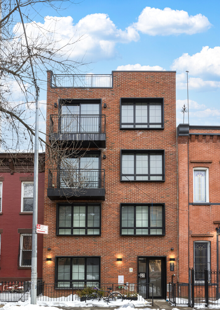 #7 photo, 838 QUINCY Street, Stuyvesant Heights , NY 11221