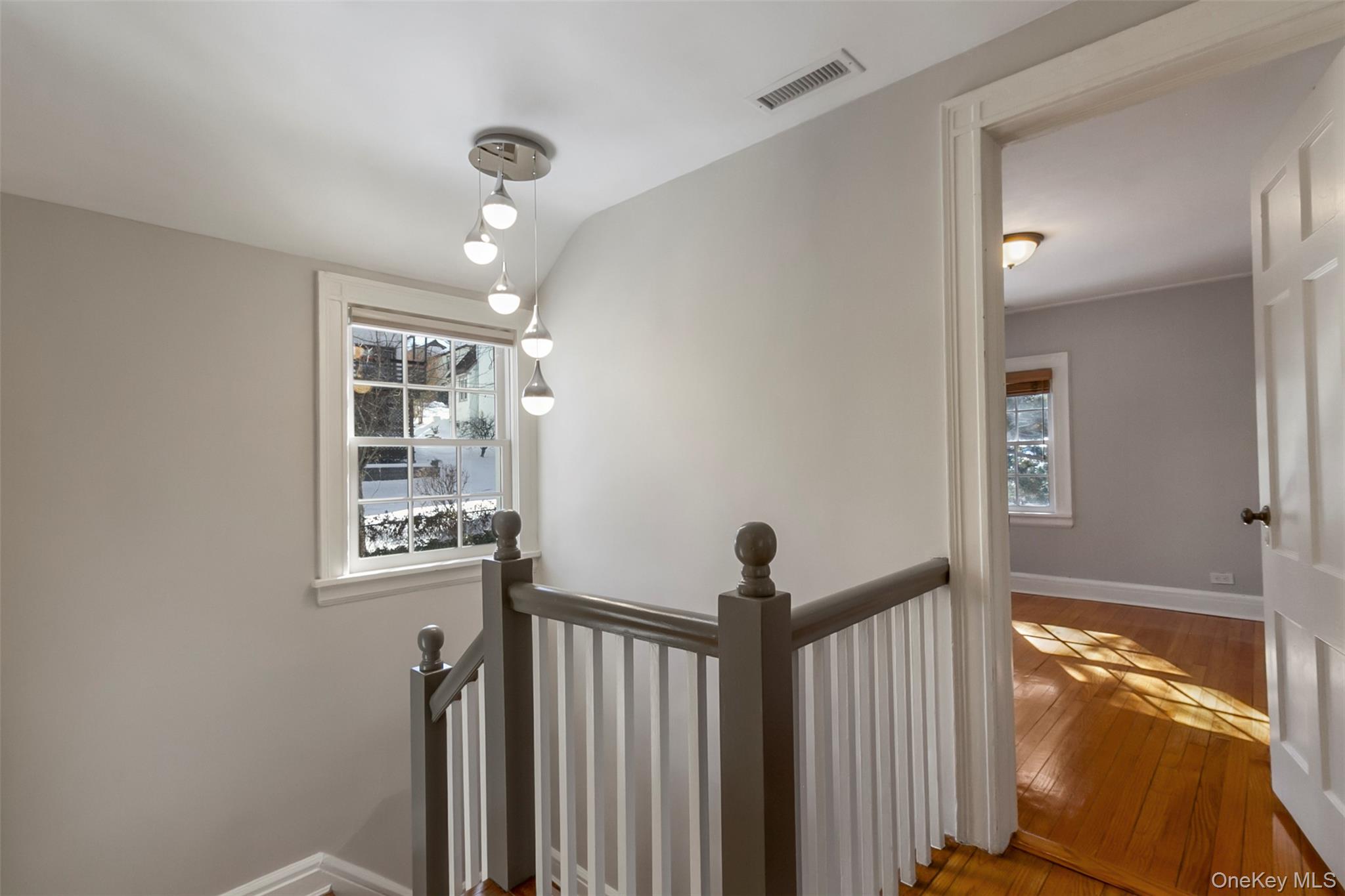 #17 photo, 10 Scarsdale Avenue, Scarsdale , NY 10583