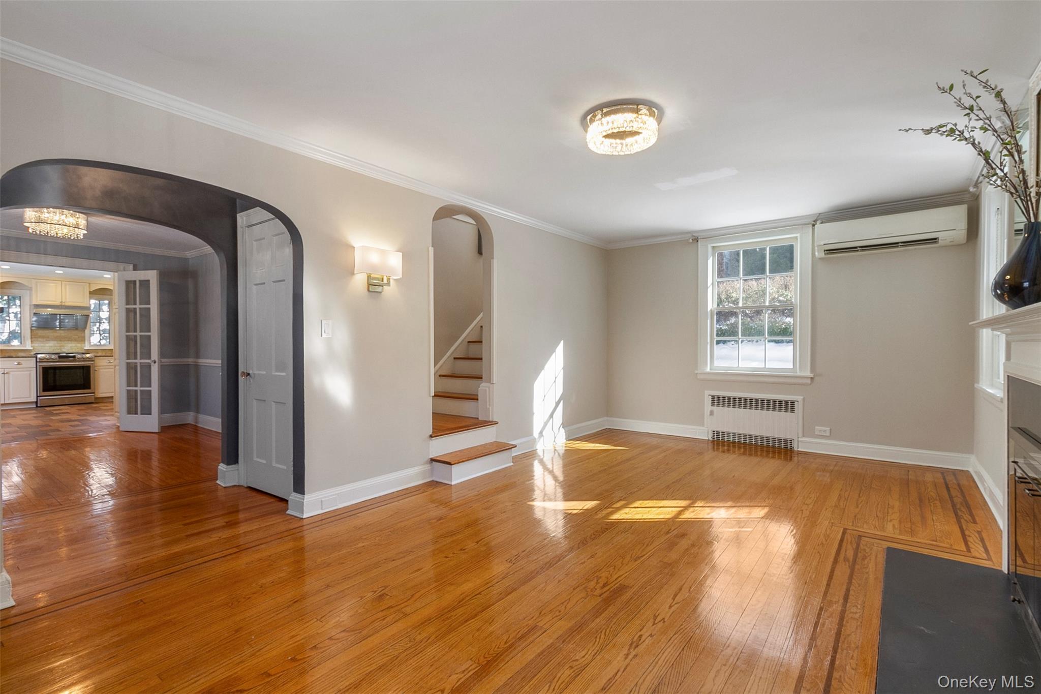 #4 photo, 10 Scarsdale Avenue, Scarsdale , NY 10583