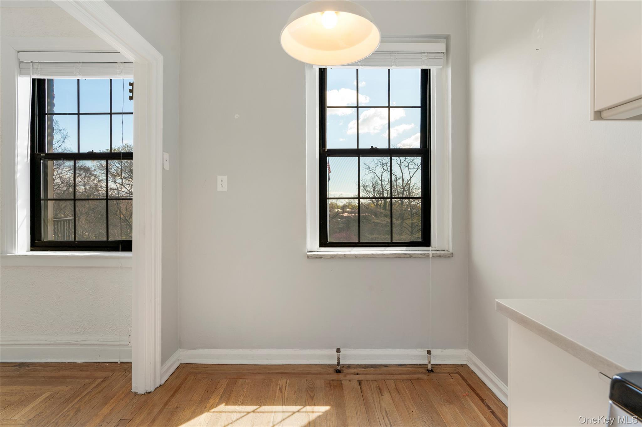 #13 photo, 14 N Chatsworth Avenue, Larchmont , NY 10538