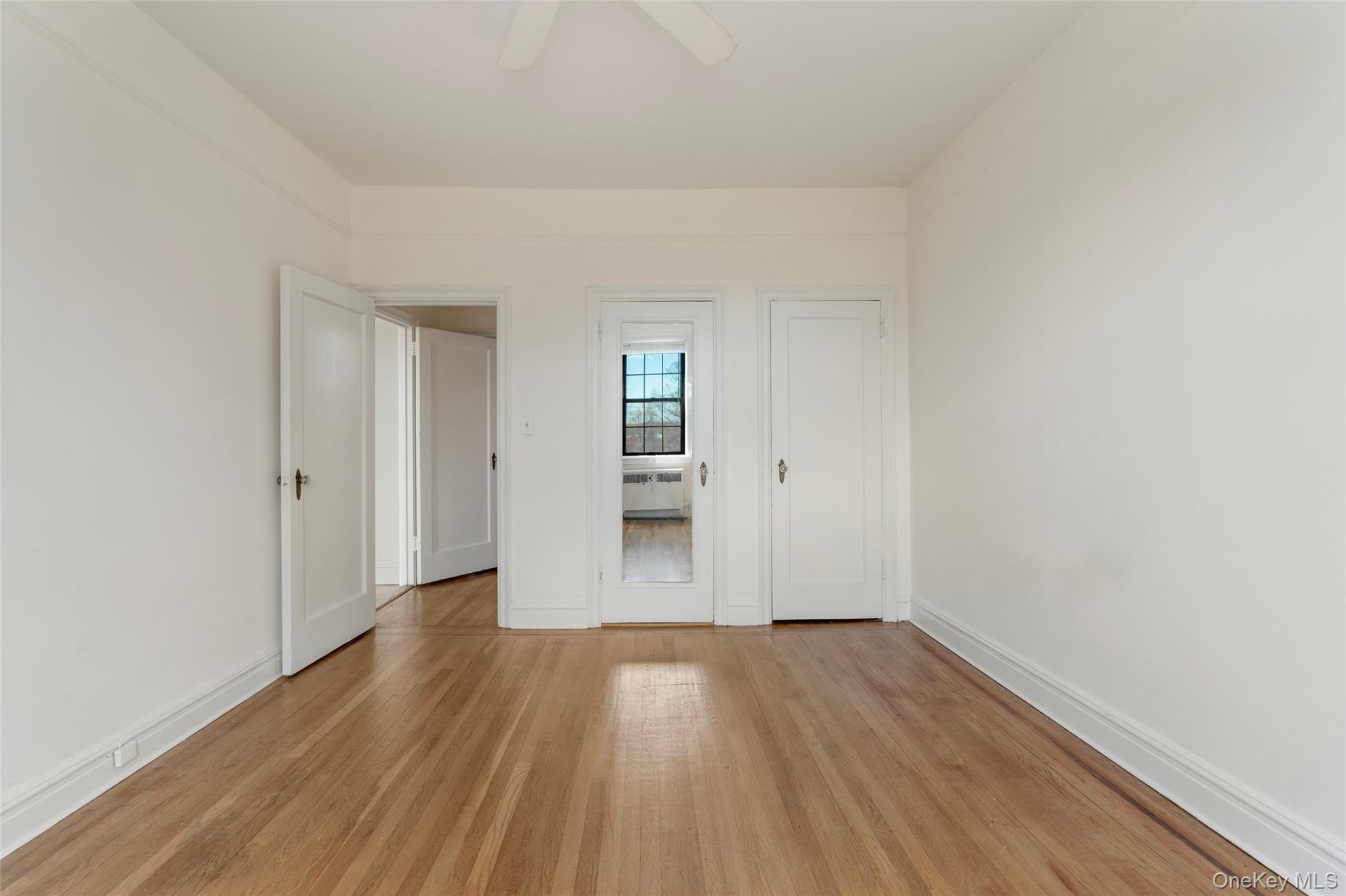 #16 photo, 14 N Chatsworth Avenue, Larchmont , NY 10538