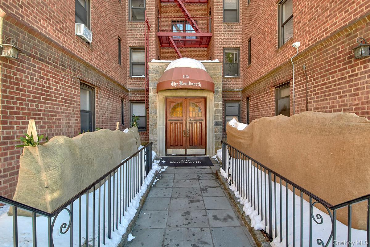 #1 photo, 142 Garth Road, Scarsdale , NY 10583