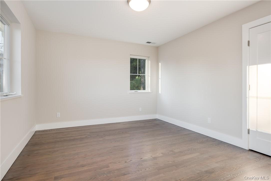 #13 photo, 3B Sterling Avenue, White Plains , NY 10606