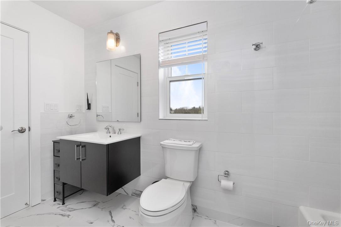 #14 photo, 3B Sterling Avenue, White Plains , NY 10606