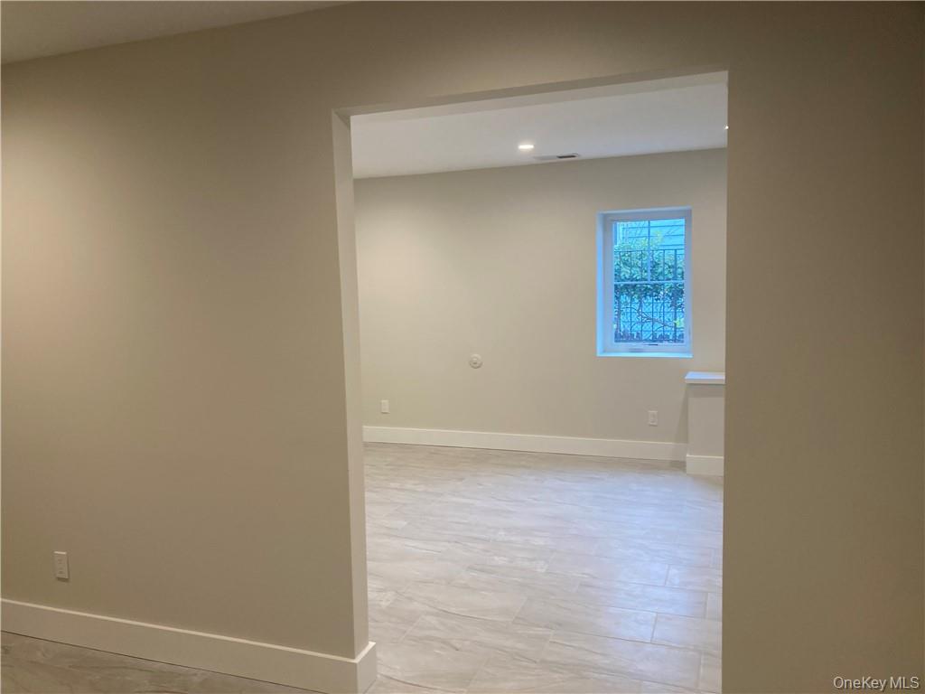 #16 photo, 3B Sterling Avenue, White Plains , NY 10606