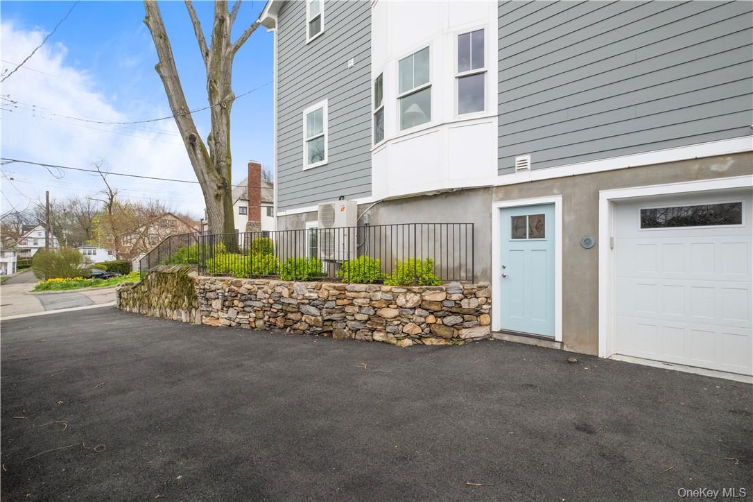 #2 photo, 3B Sterling Avenue, White Plains , NY 10606