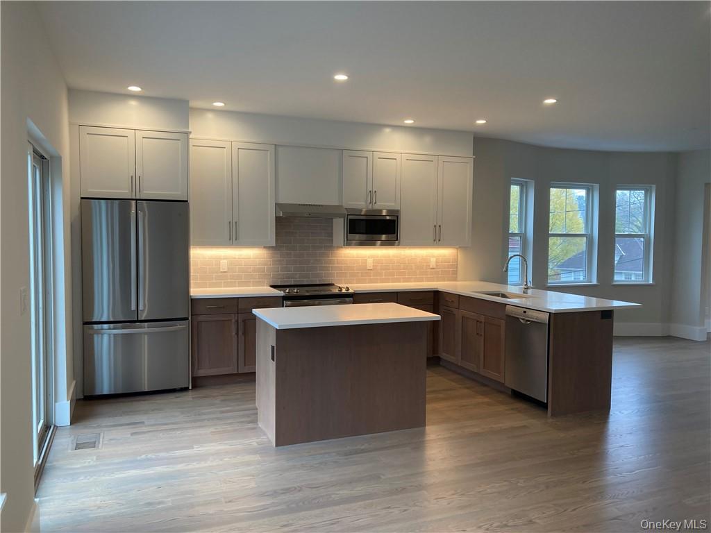 #7 photo, 3B Sterling Avenue, White Plains , NY 10606