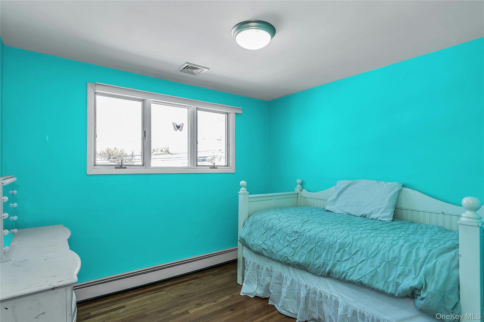 #18 photo, 2066 Holland Way, Merrick , NY 11566