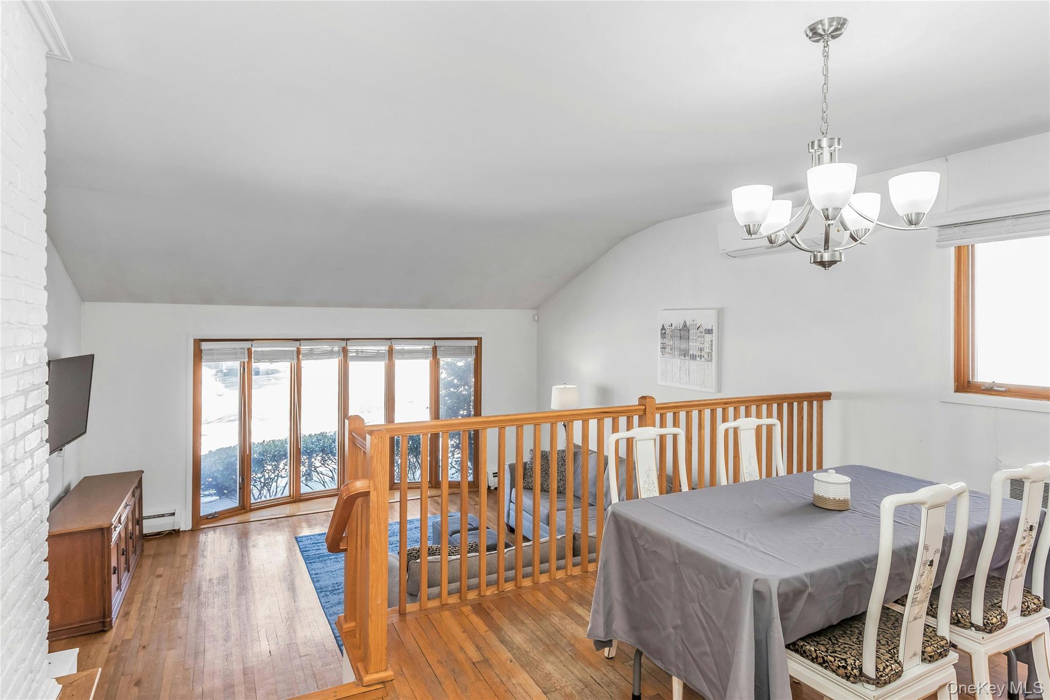 #6 photo, 2066 Holland Way, Merrick , NY 11566