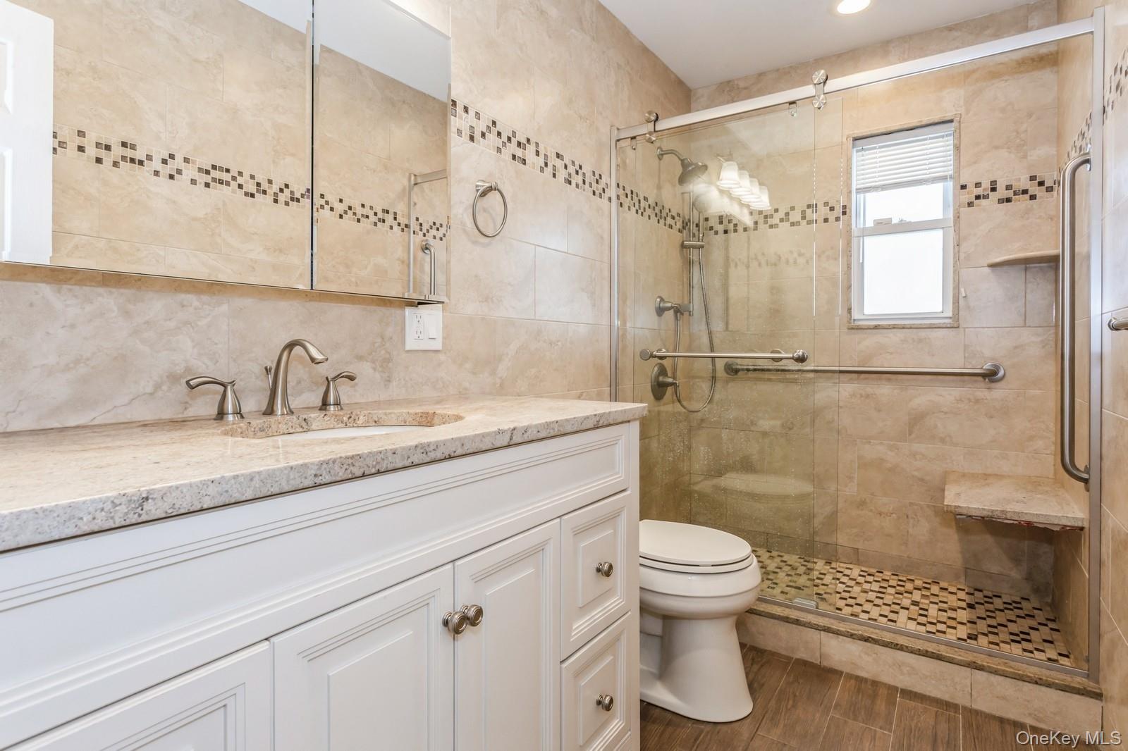 #15 photo, 562 Bernice Road, Franklin Square , NY 11010