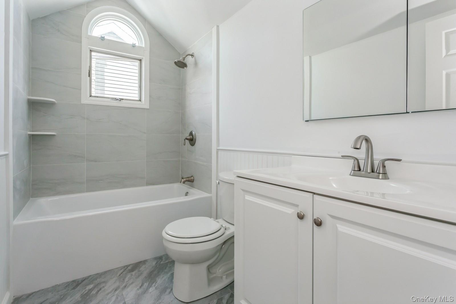 #20 photo, 562 Bernice Road, Franklin Square , NY 11010