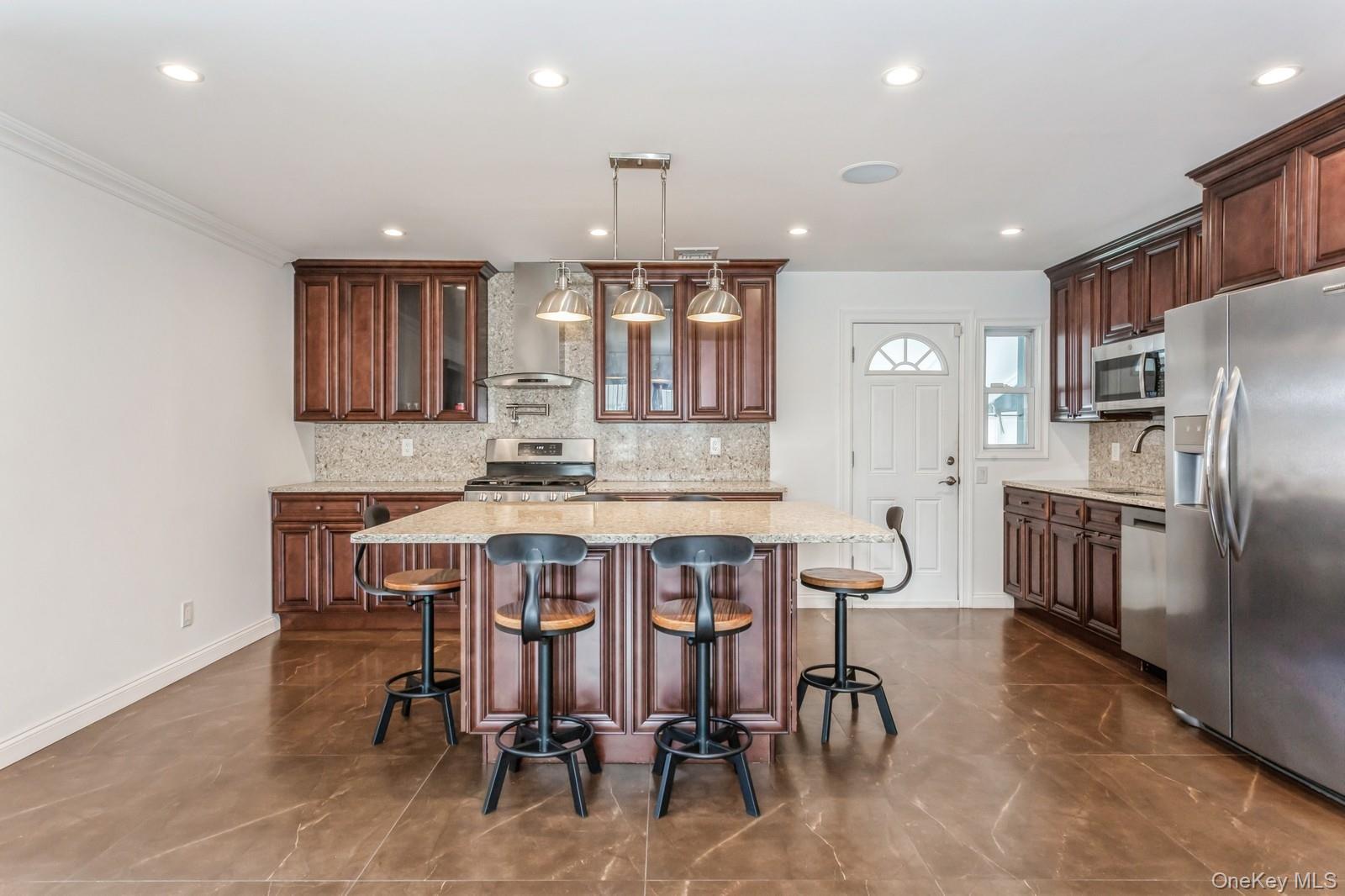 #7 photo, 562 Bernice Road, Franklin Square , NY 11010