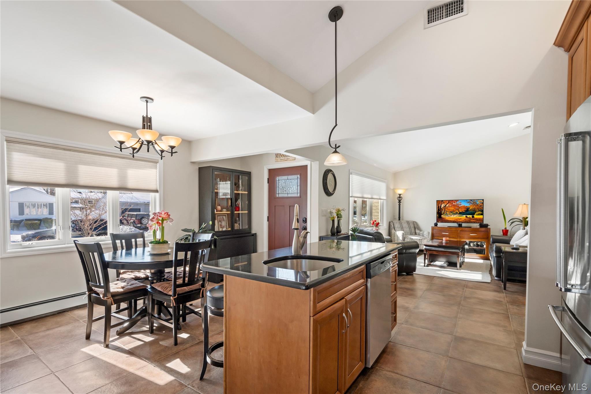 #10 photo, 237 Linden Street, Нассау ‖ Massapequa Park , NY 11762