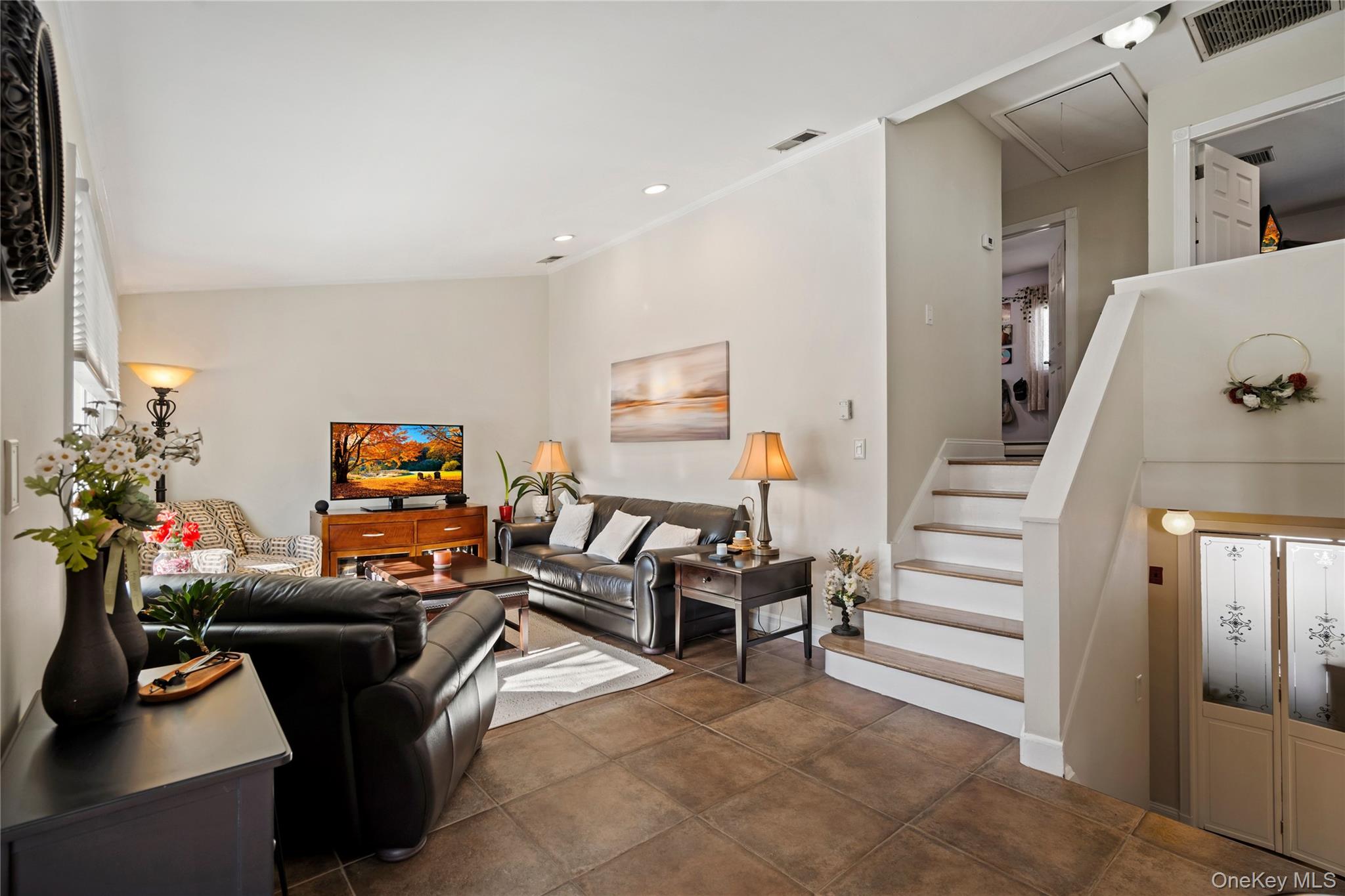 #14 photo, 237 Linden Street, Нассау ‖ Massapequa Park , NY 11762