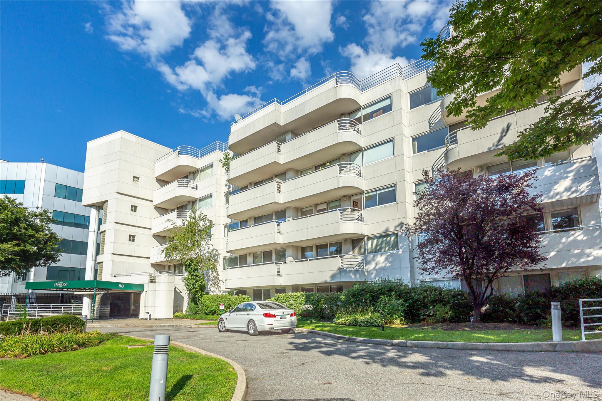 #1 photo, 88 Cuttermill Road, Great Neck , NY 11021