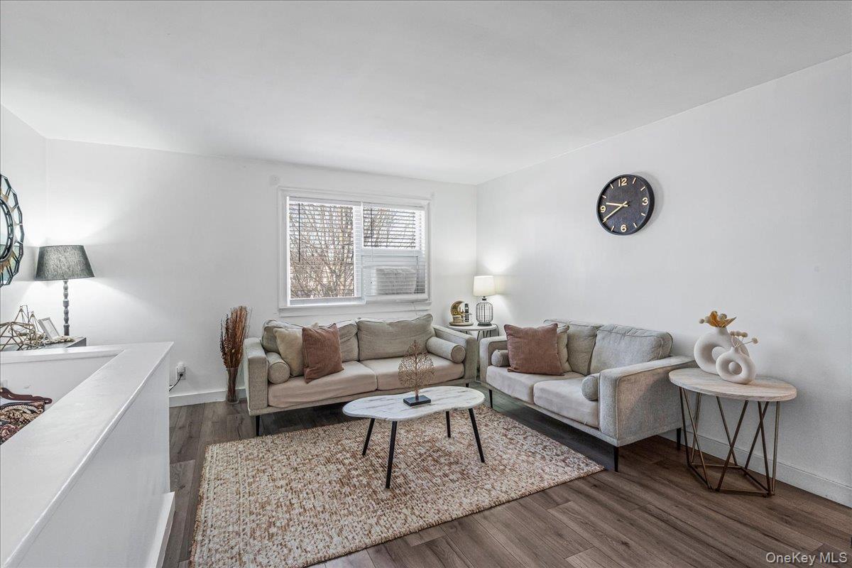 #10 photo, 67-49 Bell Boulevard, Oakland Gardens , NY 11364