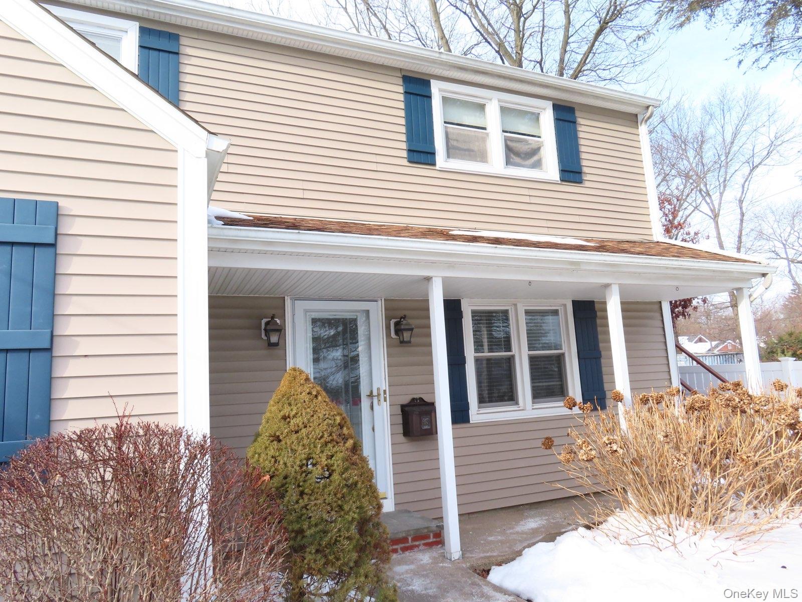 #1 photo, 195 Broadway, सफ़ोक काउंटी Huntington Station , NY 11746