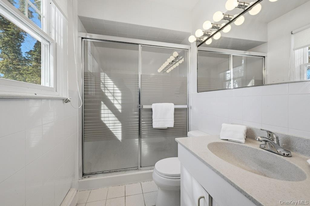 #20 photo, 9 Carlisle Drive, Northport , NY 11768