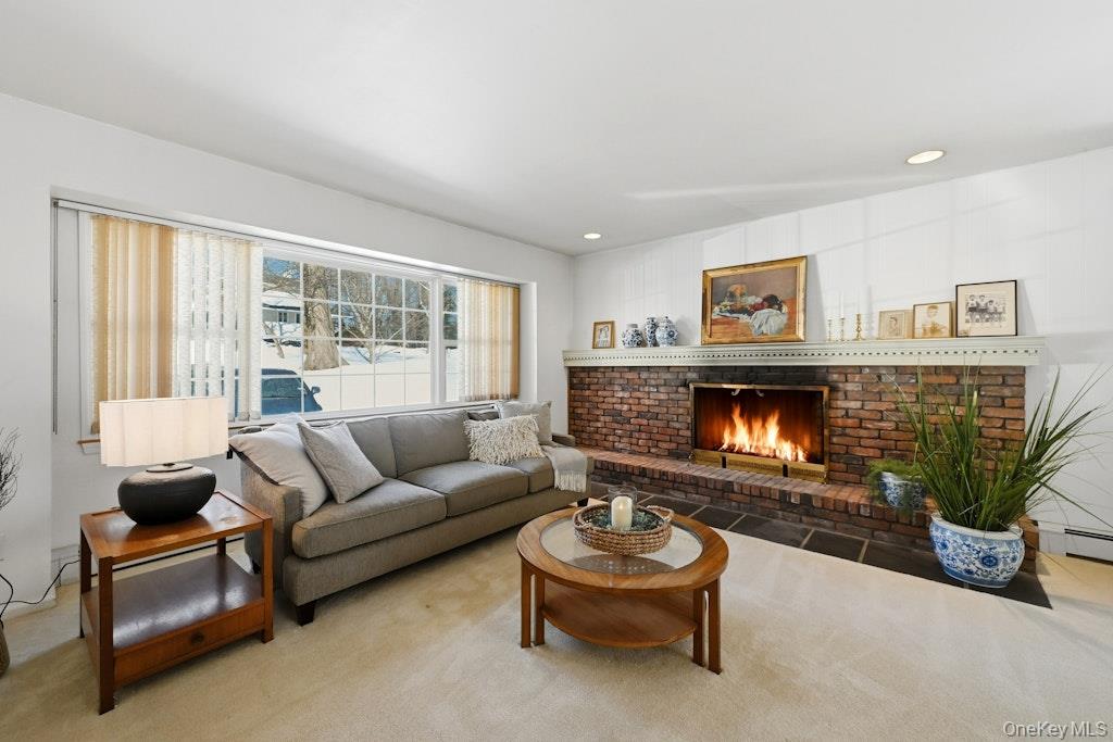 #5 photo, 9 Carlisle Drive, Northport , NY 11768