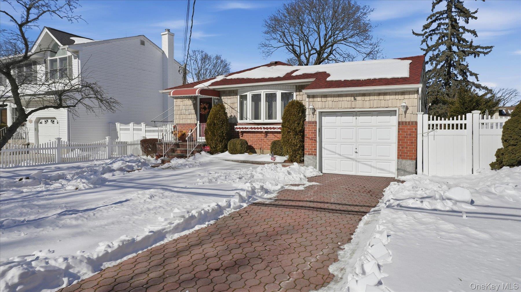 #3 photo, 2761 Preston Place, מחוז נסאו North Bellmore , NY 11710