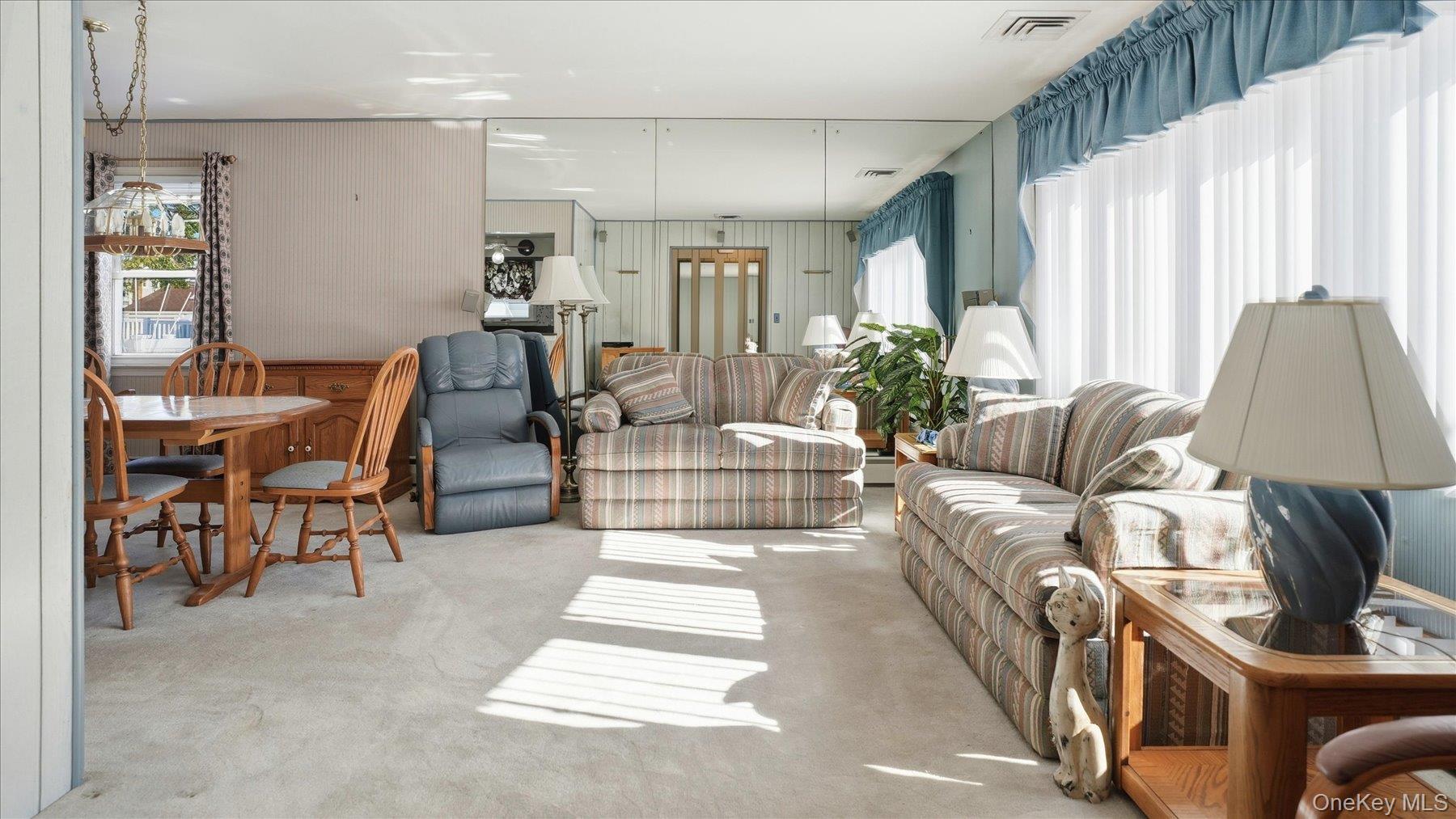 #7 photo, 2761 Preston Place, מחוז נסאו North Bellmore , NY 11710