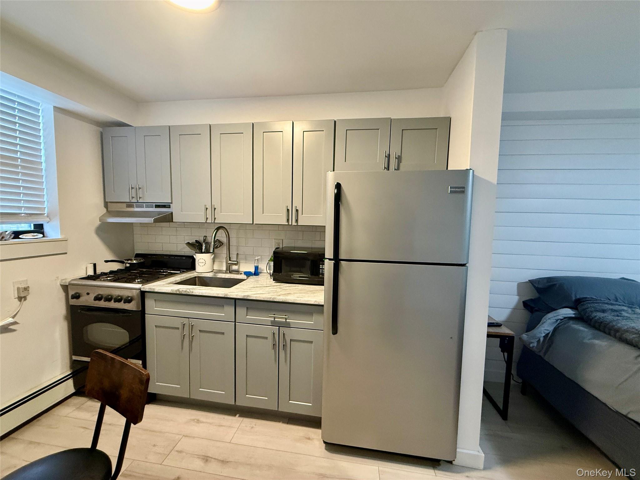 #7 photo, 65 W Broadway, Нассау ‖ Long Beach , NY 11561