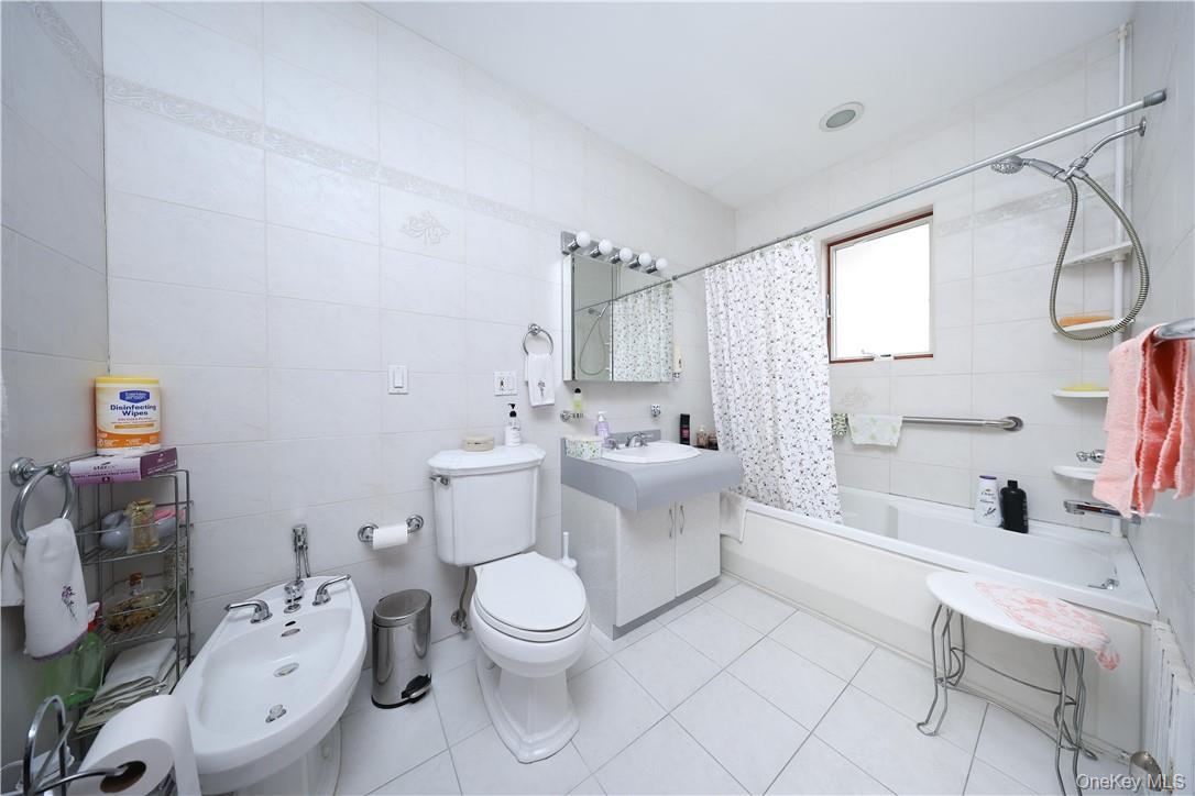 #17 photo, 1361 Bay Ridge Parkway, Brooklyn , NY 11228