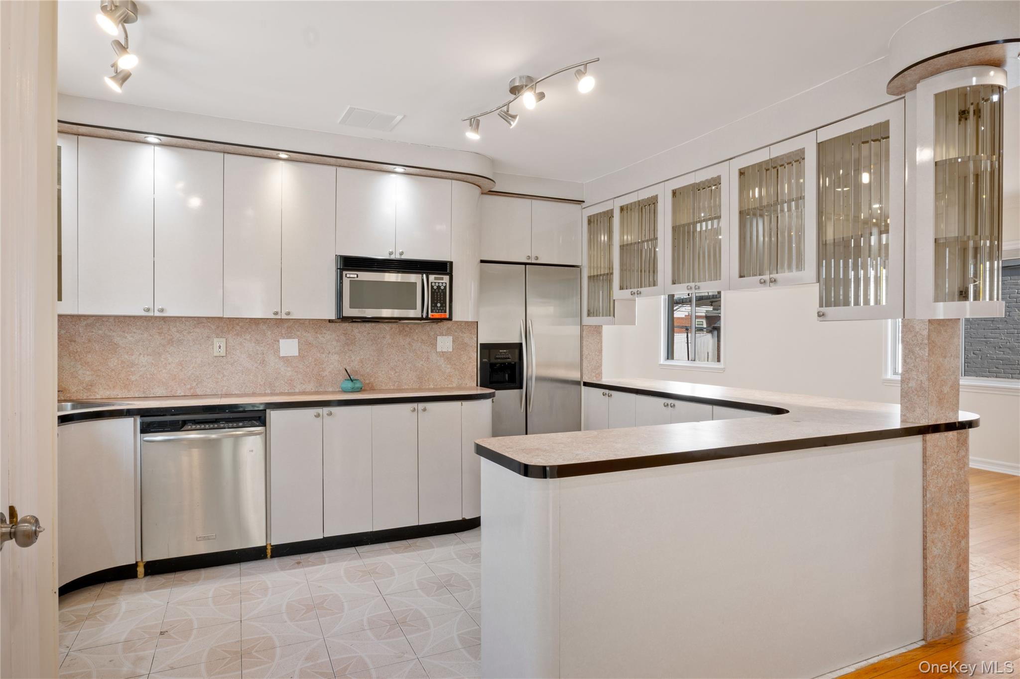 #8 photo, 73-33 188th Street, Куинс ‖ Fresh Meadows , NY 11366