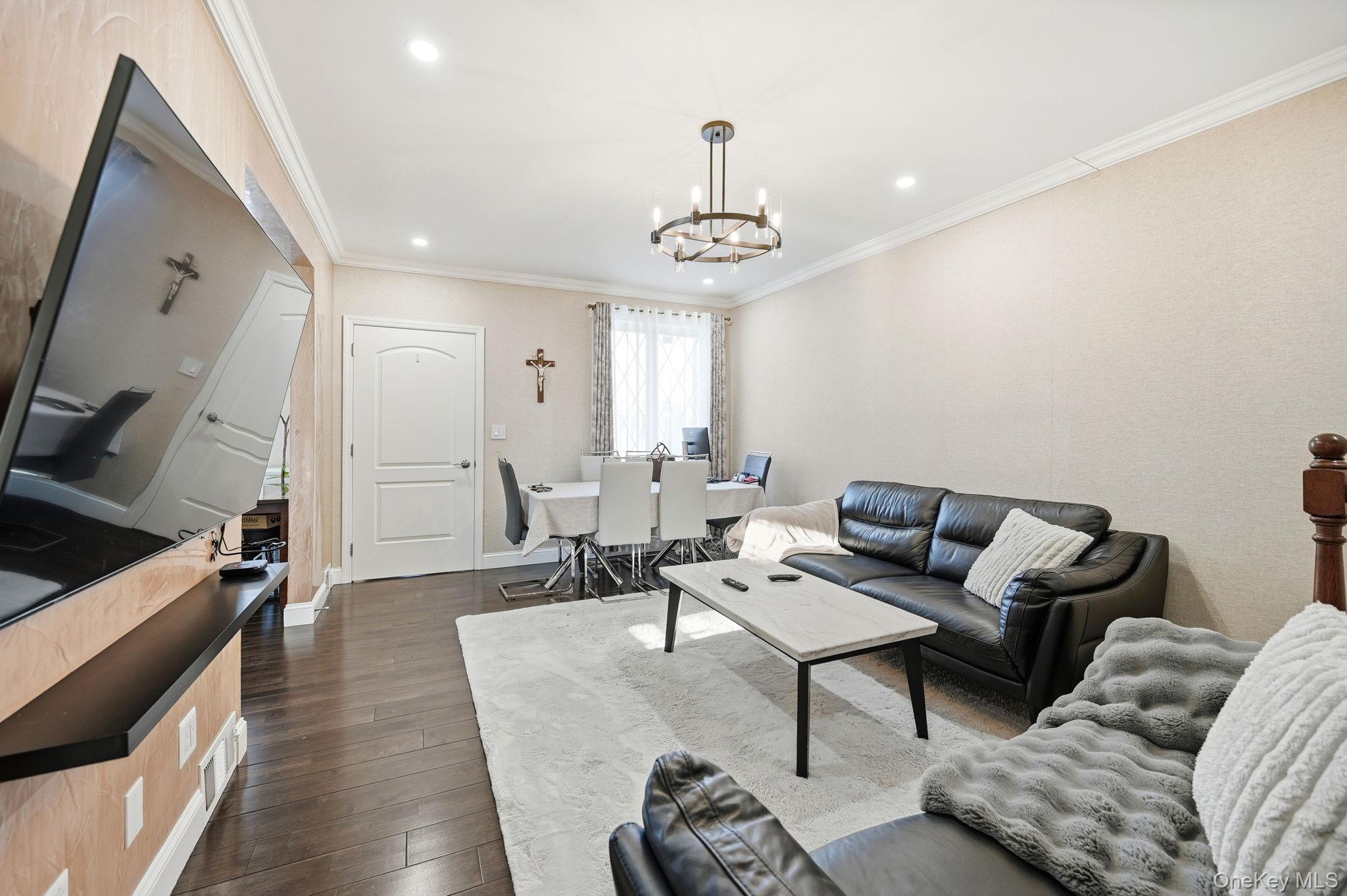 #9 photo, 1100 Neill Avenue, Bronx , NY 10461