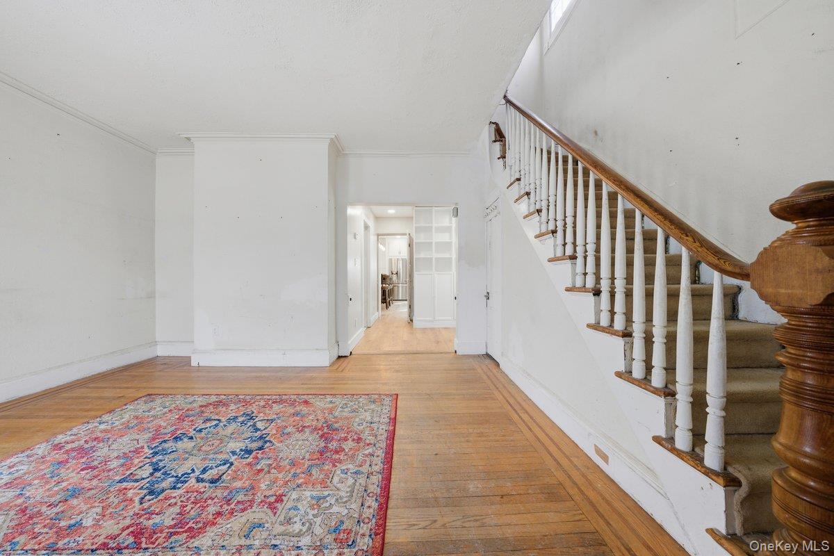 #13 photo, 340 East 235th Street, Bronx , NY 10470