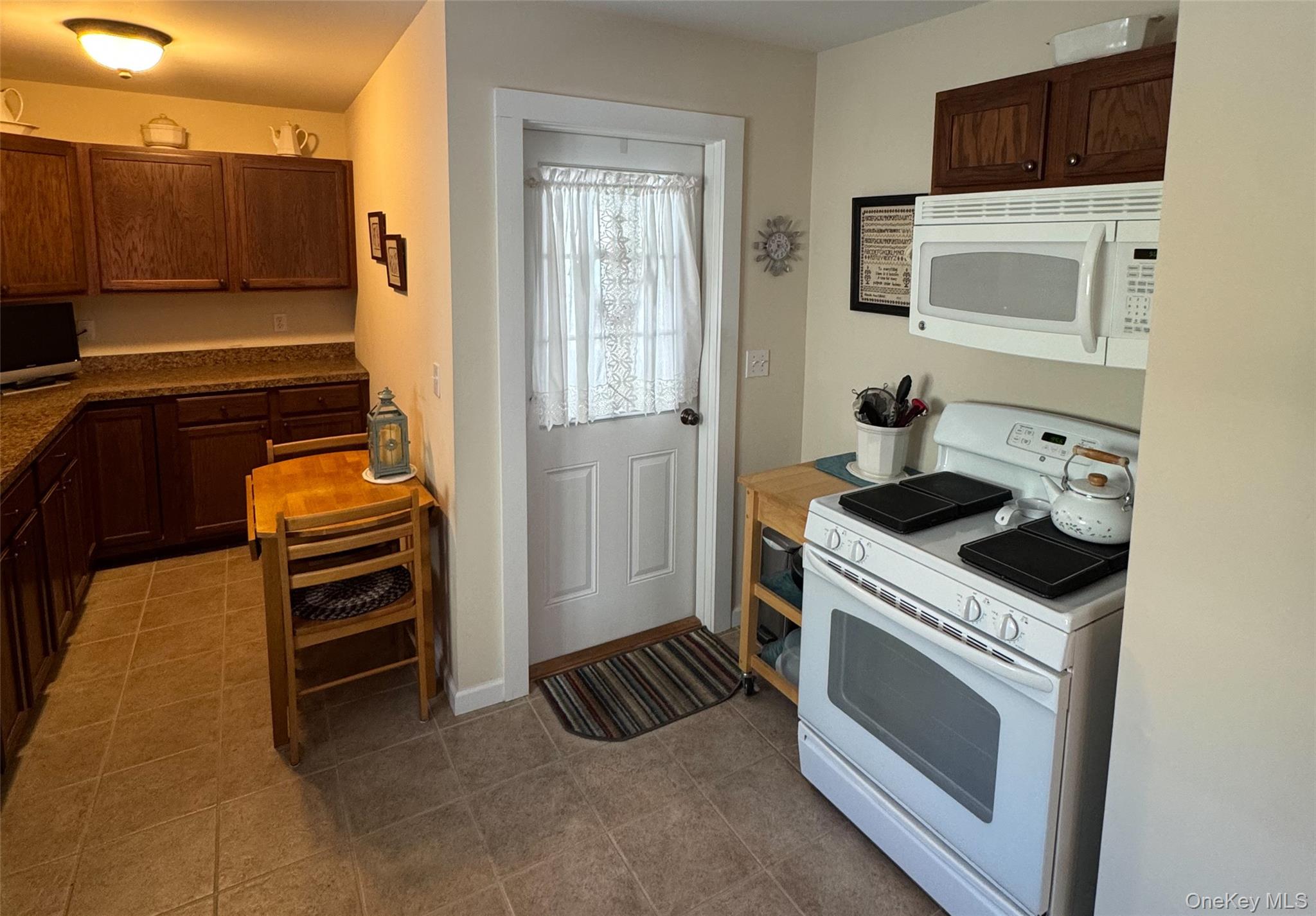 #12 photo, 8 Maiden Lane, Port Jervis , NY 12771