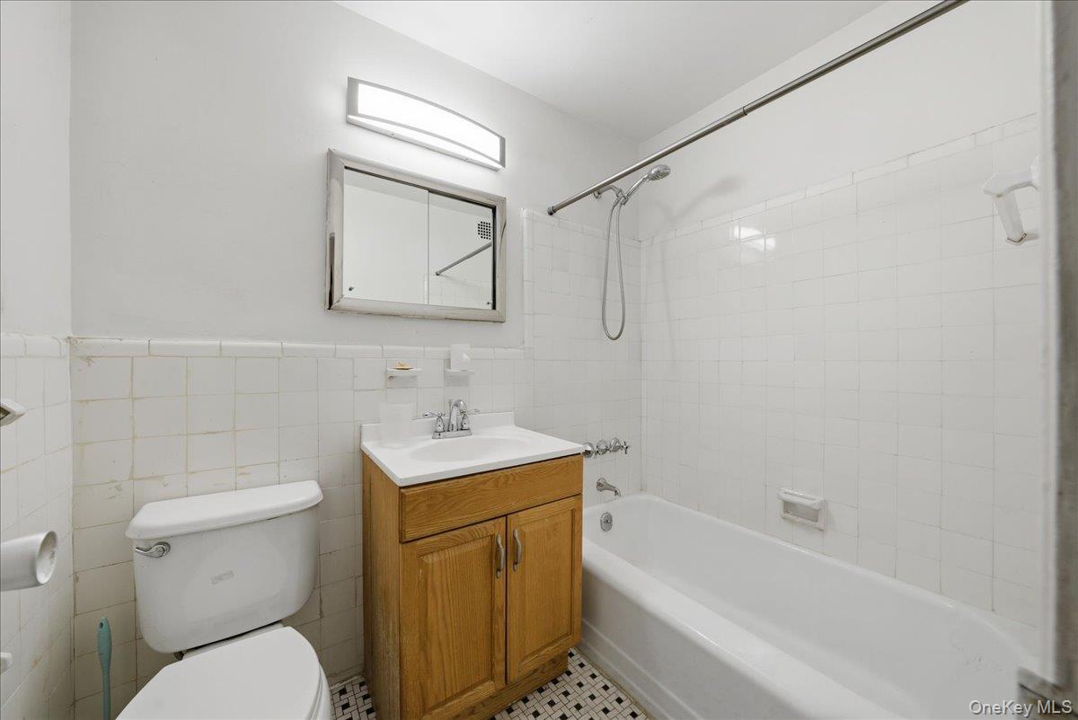 #16 photo, 266 Pelham Road, 纽约州 New Rochelle , NY 10805