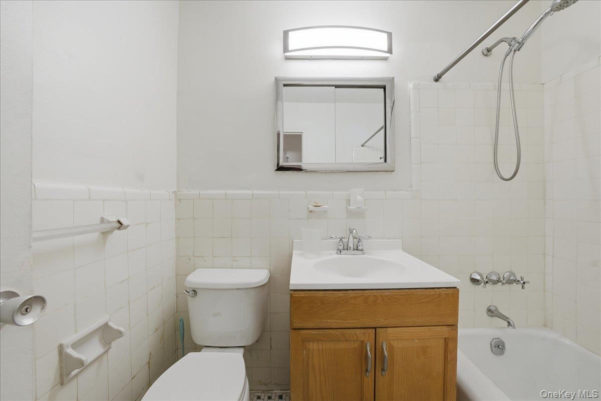 #17 photo, 266 Pelham Road, 纽约州 New Rochelle , NY 10805